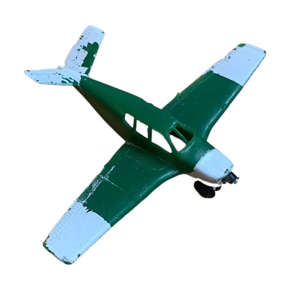 Marx American Airlines Jetport Airport Playset Beechcraft Bonanza Green Plane - Picture 1 of 6